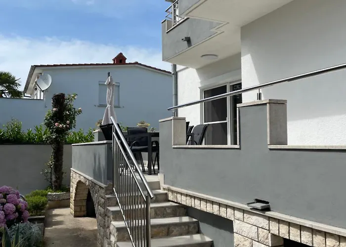 Magnolia Apartment *